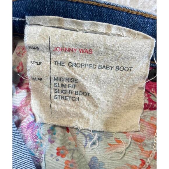 Johnny Was Jeans “The Cropped Baby Boot” Sz 25 Midrise Embroidered Floral - Picture 7 of 8